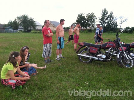 Футбольный матч между командами Дубицы и Рожан